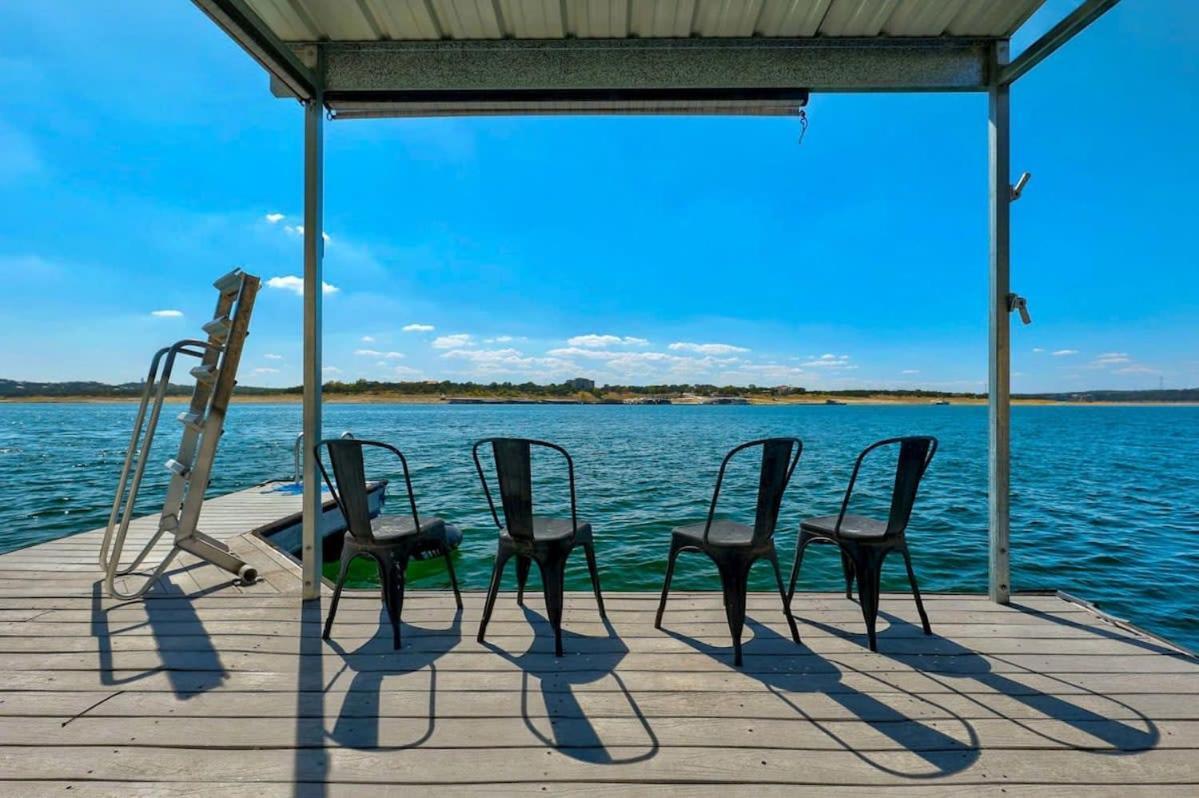 Atlantis On Lake Travis Pool Hot Tub Dock Villa Leander Eksteriør billede